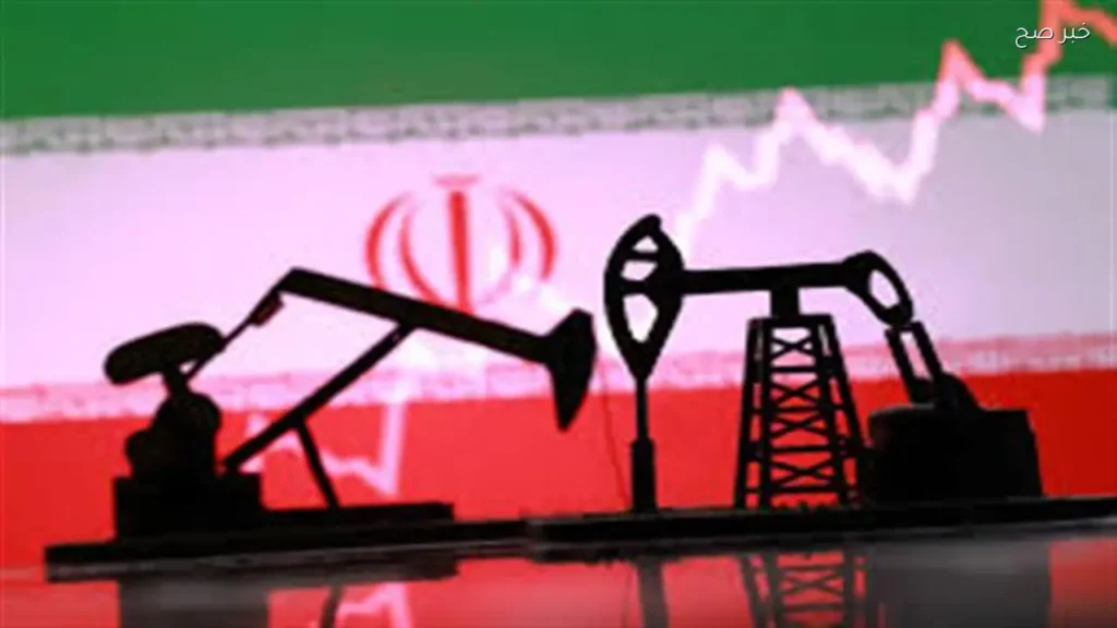 تراجع صادرات النفط الإيرانية إلى أقل من 300 ألف برميل يوميًا