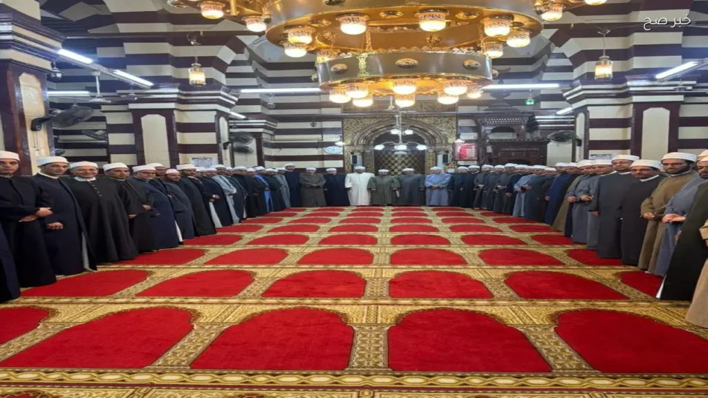 وزارة الأوقاف تطلق قافلة دعوية إلى مساجد حلوان و15 مايو بمشاركة 100 إمام