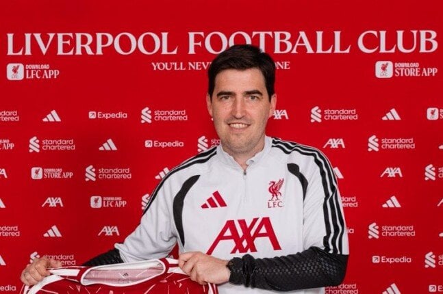 ليفربول يتعاقد مع <a href=