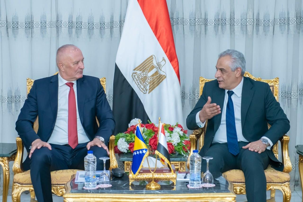مباحثات مصرية بوسنية