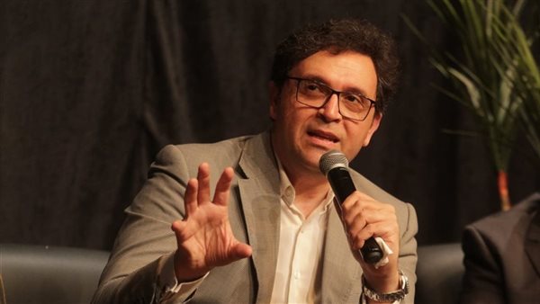 وزير الثقافة يلتقي بفتيات «أهل مصر» ويشدد على أن الثقافة المصرية للجميع