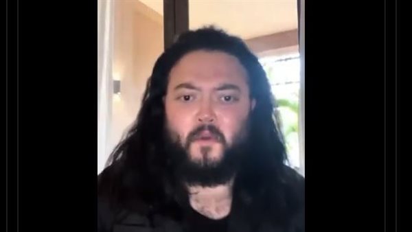 بالفيديو حسين مهدي يعود للساحة بعد قرار العفو الرئاسي عنه