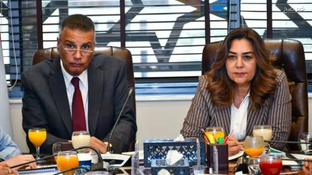 اجتماع لمتابعة مشروع تحويل شرم الشيخ إلى مدينة خضراء مستدامة