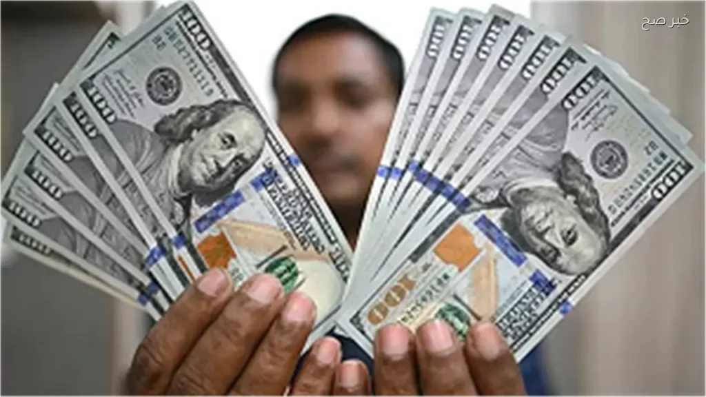 تراجع سعر الدولار مقابل الجنيه اليوم في البنوك
