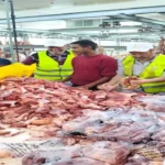 الأوقاف تبدأ تجميد لحوم الأضاحي استعدادًا للتوزيع على المستحقين