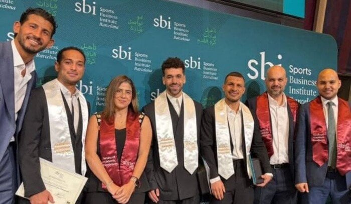 نجوم الكرة المصرية يحصلون على ماجستير الإدارة الرياضية من جامعة SBI برشلونة