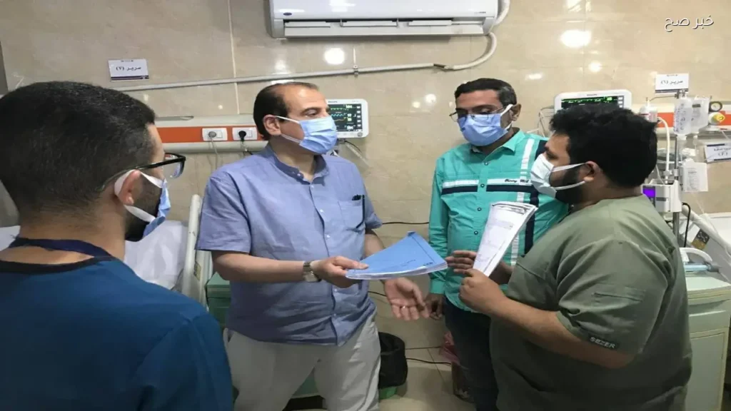 نائب وزير الصحة يقوم بجولة تفقدية مفاجئة في منشآت طبية بالقاهرة
