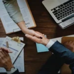 قانون العمل الجديد يعزز حماية العامل من الجزاءات التأديبية التعسفية