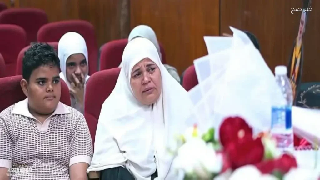 طالبة ماجستير بجامعة الأزهر تكرم والدتها في رسالة مؤثرة