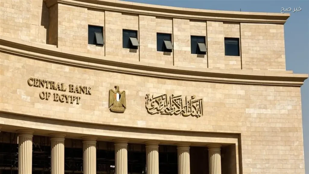 تحويلات المصريين بالخارج تصل إلى 34.9 مليار دولار بزيادة 32%