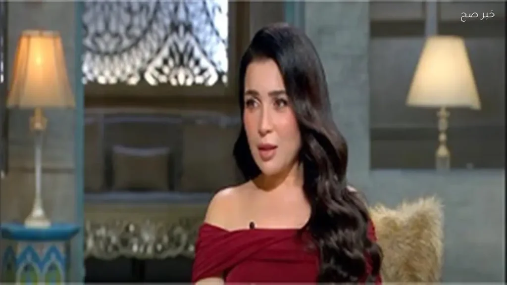 مي عز الدين تروي قصة تعارفها على زوجها في برنامج صاحبة السعادة