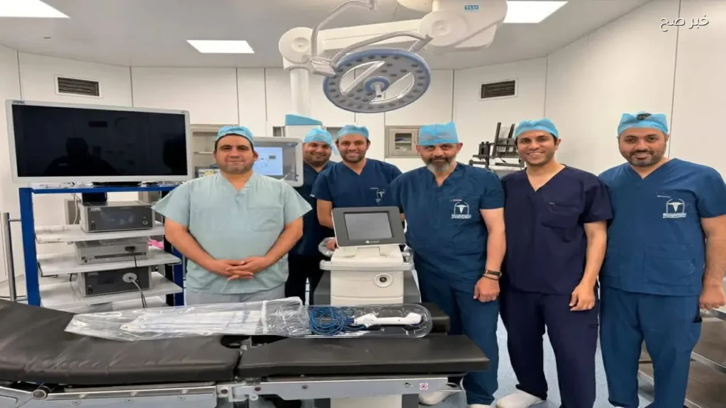 مستشفى بدر الجامعي تعزز قسم المسالك البولية بجهاز ليزر متطور