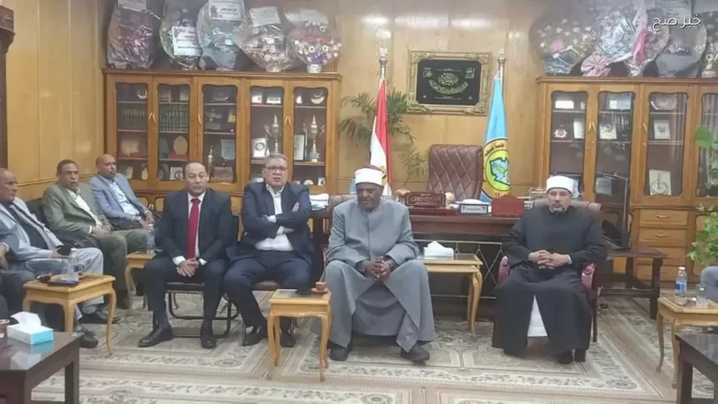 الأزهر ينجح في إنهاء النزاع بين 4 عائلات في أبنوب