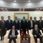 وزير الخارجية يؤكد عمق العلاقات المصرية اليابانية خلال زيارة لمتحف “مين – أون”